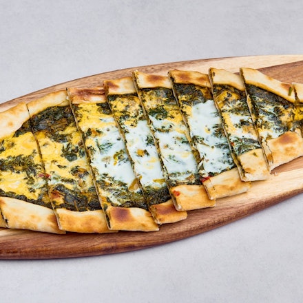 Ispanaklı Pide